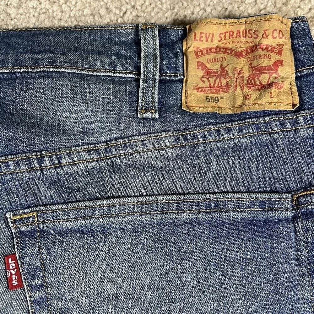 LEVI'S 559 RELAXED STRAIGHT FIT STRETCH MENS JEANS SZ: 40 x 37 RARE FIND NWT